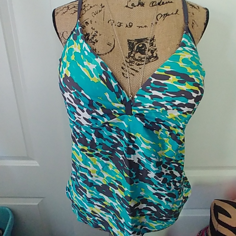 Free country 2xlg tanki with swim skirt